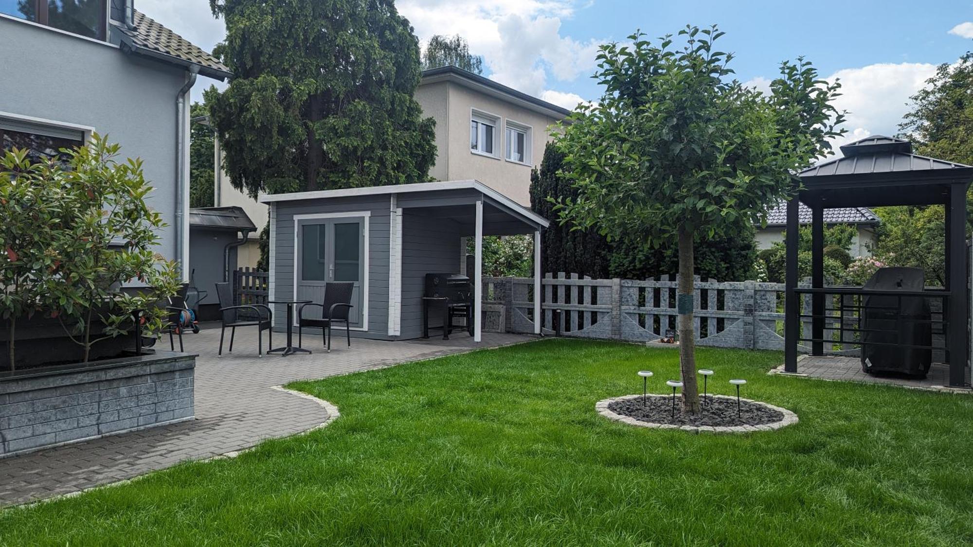 3 Rooms - Zimmervermietung Naehe Flughafen Ber - Gratis Wlan, Parken & Netflix Berlim Exterior foto